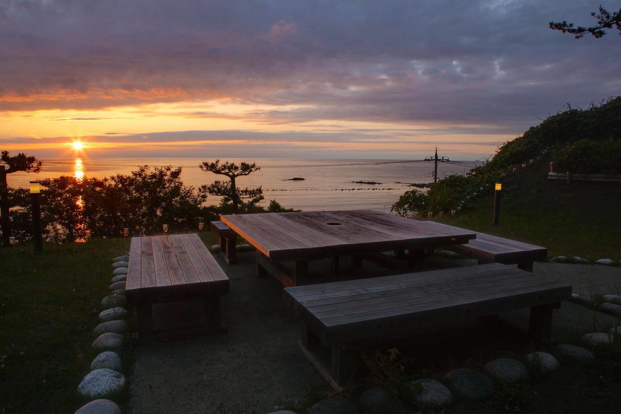 Wajima Onsen Yashio Hotel Bagian luar foto