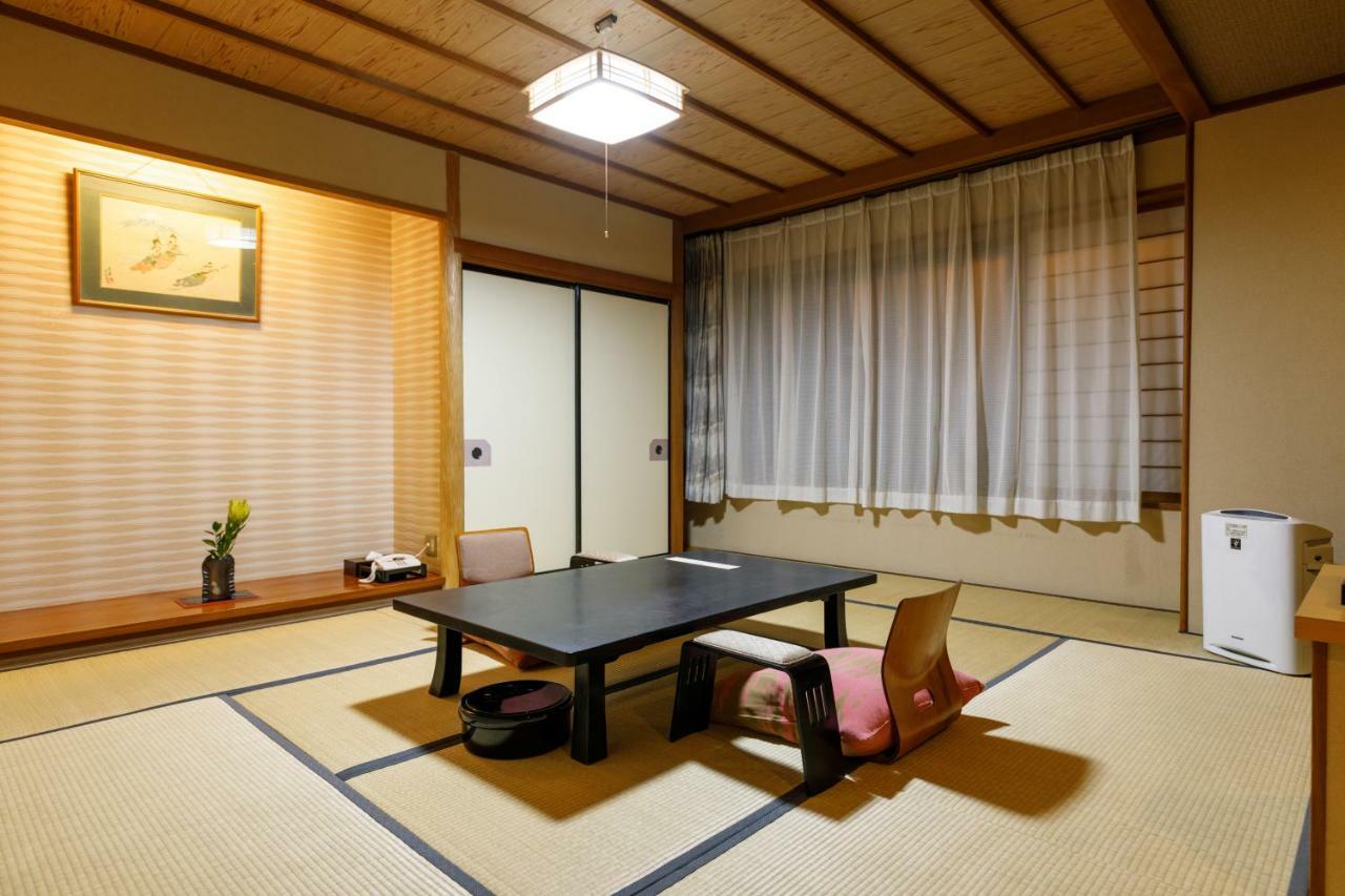 Wajima Onsen Yashio Hotel Bagian luar foto
