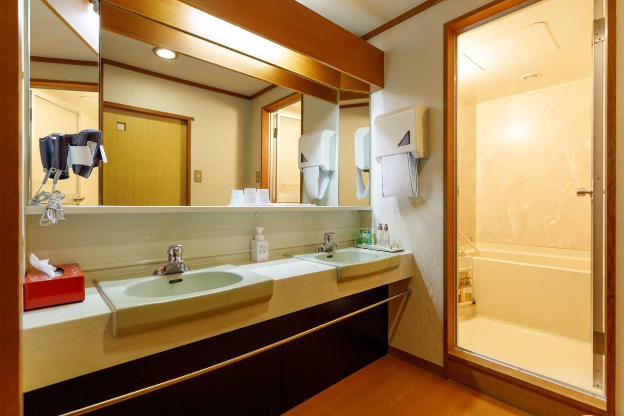 Wajima Onsen Yashio Hotel Bagian luar foto